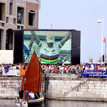 présentationdes équipes TdF 2001 Dunkerque