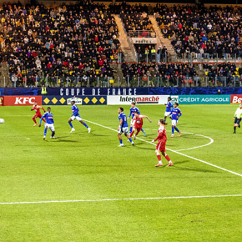 RC CALAIS (N3)contre RC Strasbourg(L1) 32ème finale de la Coupe de France stade de l'épopée à Calais 21 12 024