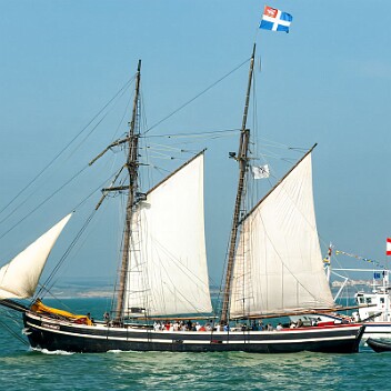 _CBI0777 - copie https://fr.wikipedia.org/wiki/%C3%89toile_de_France_(1938)